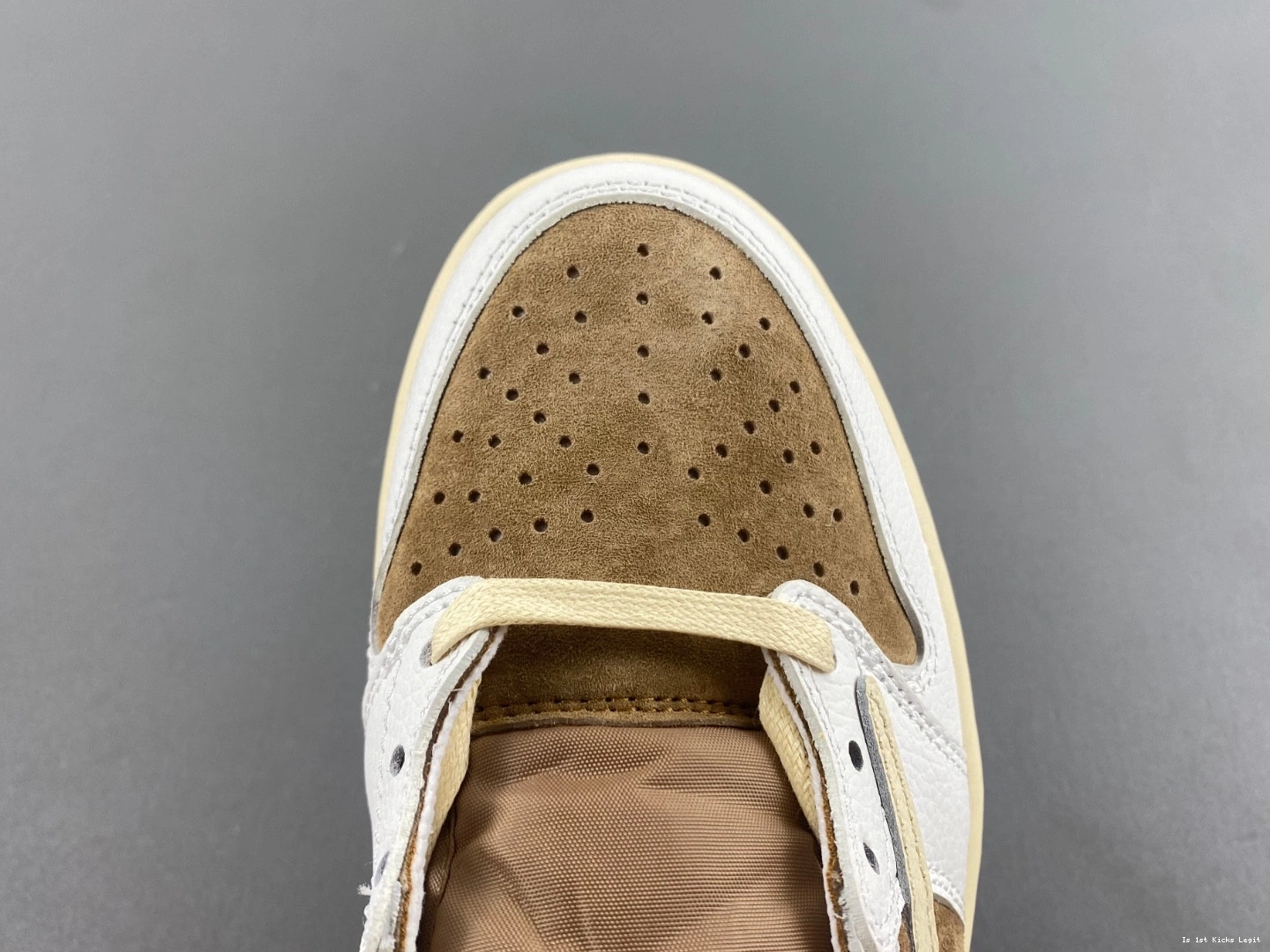 Travis 1 DM7866-106 Scott Jordan OG Shy Sail Pink Air Low 0321